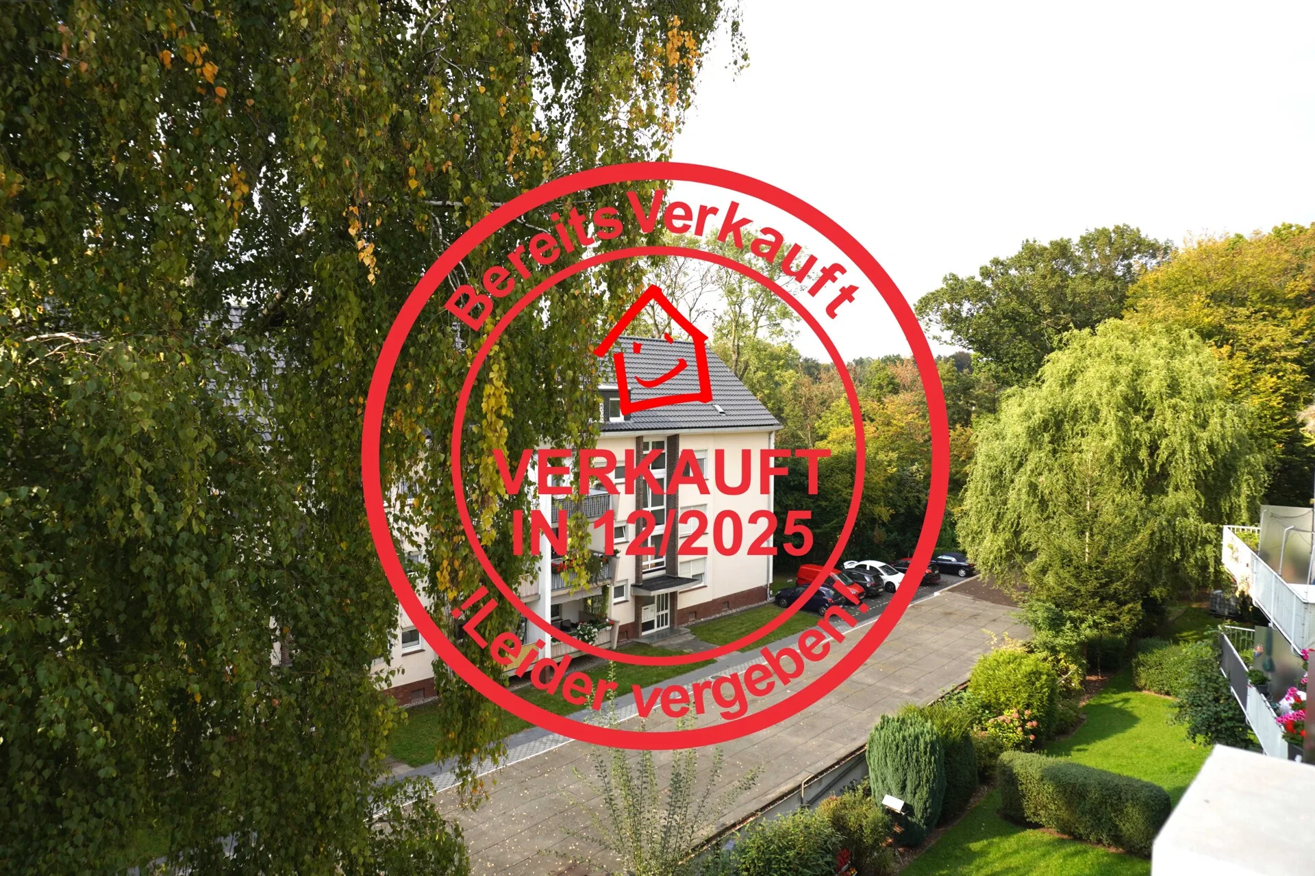 Für Einsteiger - Vermietetes Apartment mit Süd-/Westbalkon in Opladen!